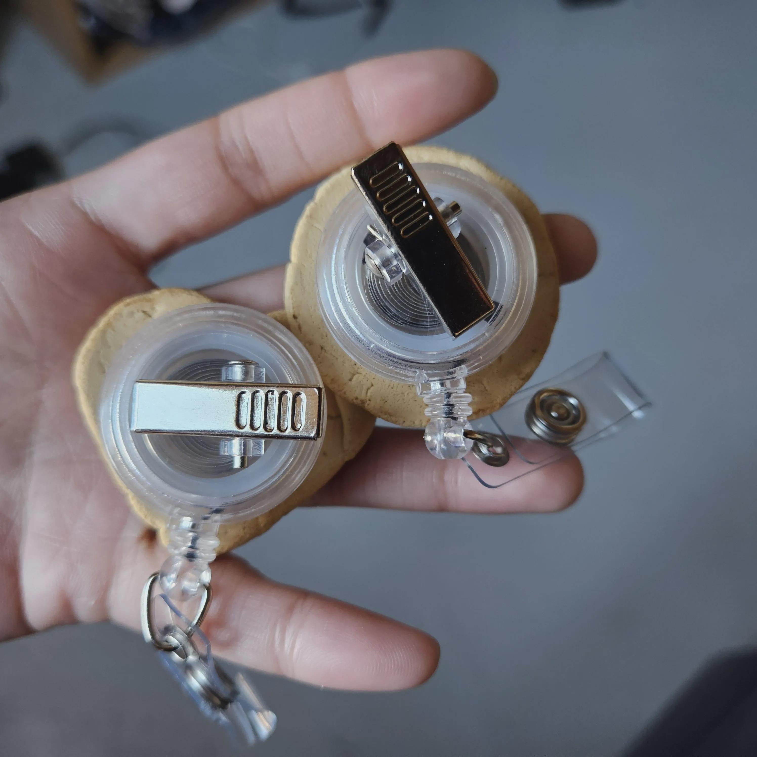Cinnamon Bun Badge Reel