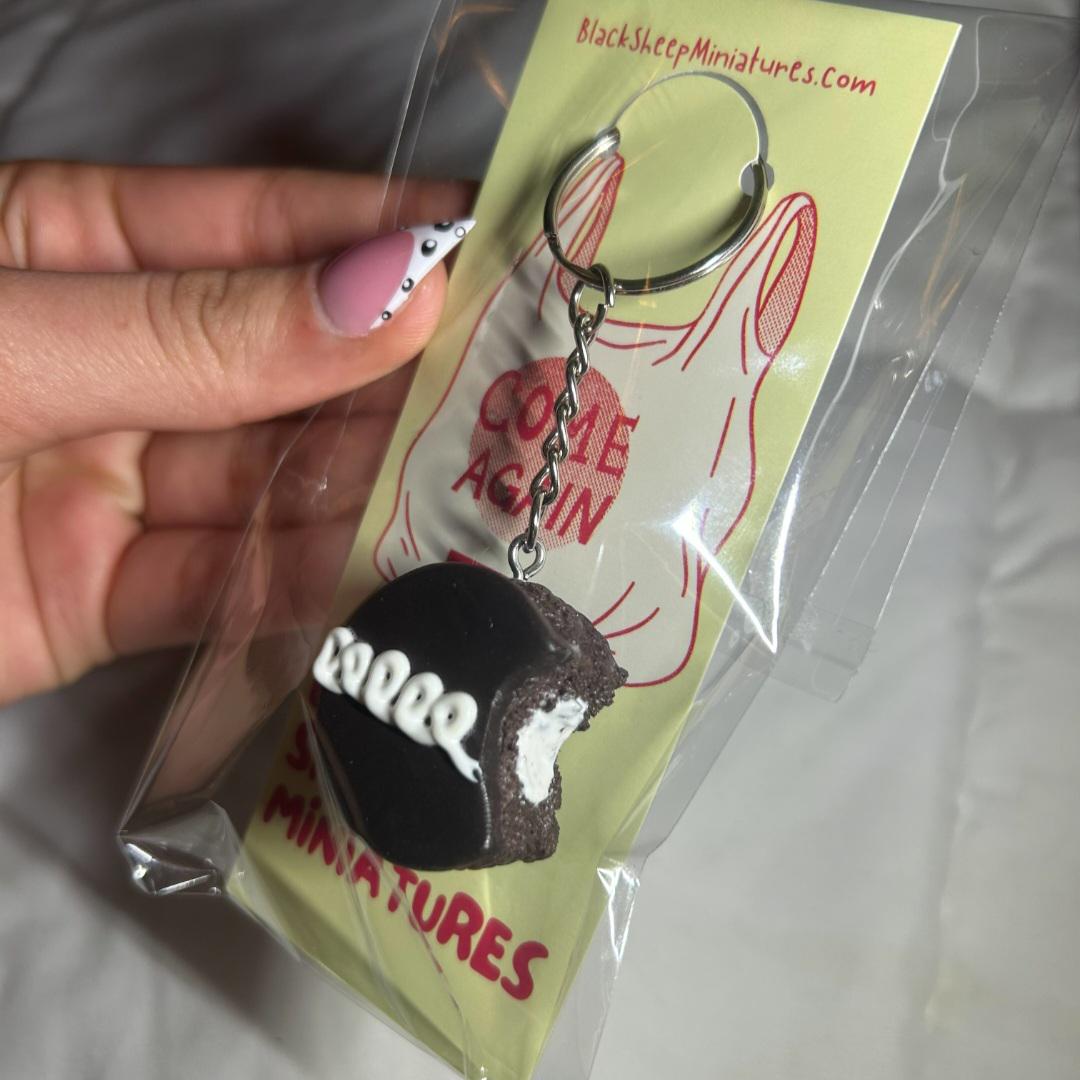 Hostess Cupcake Keychain – Handmade Chocolate Dessert Charm